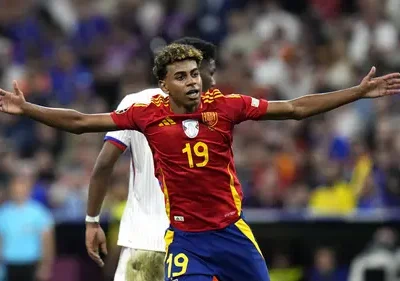 Dapat Dukungan Penuh Pelatihnya di Barcelona, Lamine Yamal Pede Bawa Spanyol Kandaskan Inggris dan Gondol Trofi Euro 2024